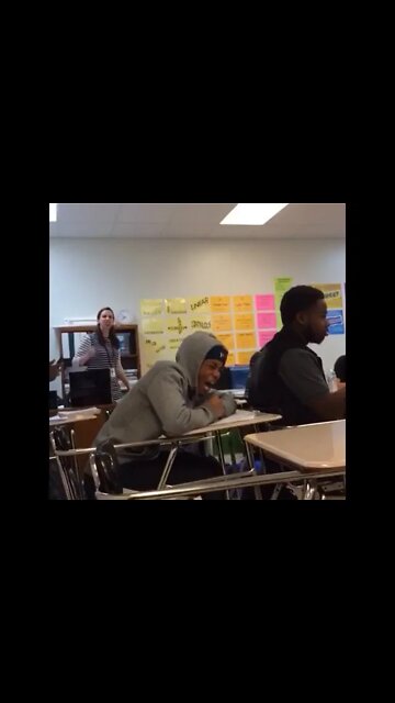 Substitute teacher loses cool