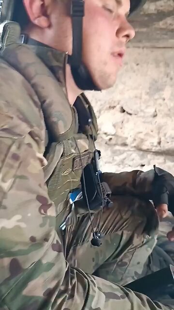 Brutal footage Ukrainian soldier’s hide under a bridge next to heavily decaying Ukrainian corpses