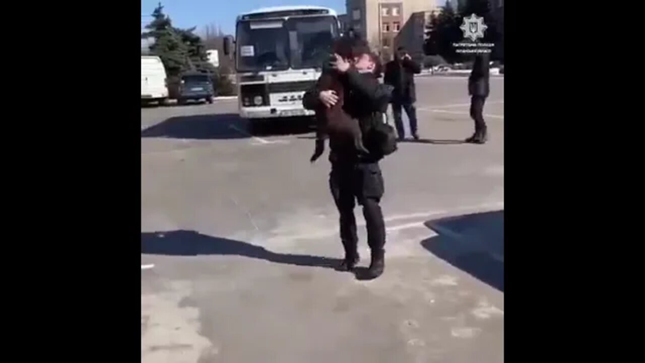 🇺🇦Graphic War🔥Dog Greets Owner Kyiv Police Defender The Ukraine Warrior Has Been at War #Shorts