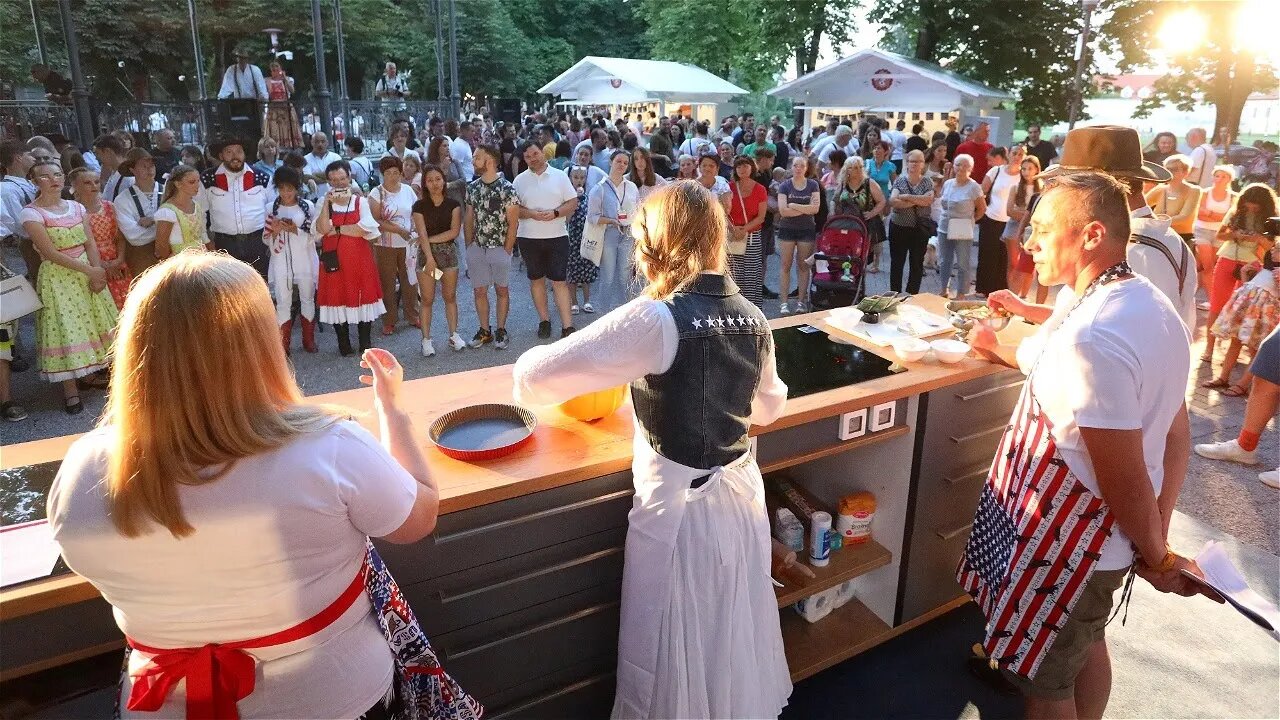 Manifestacija Okusi svijeta u Karlovcu