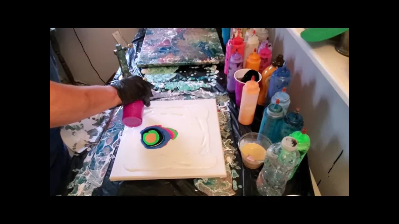 [74] pour white over colors and spin