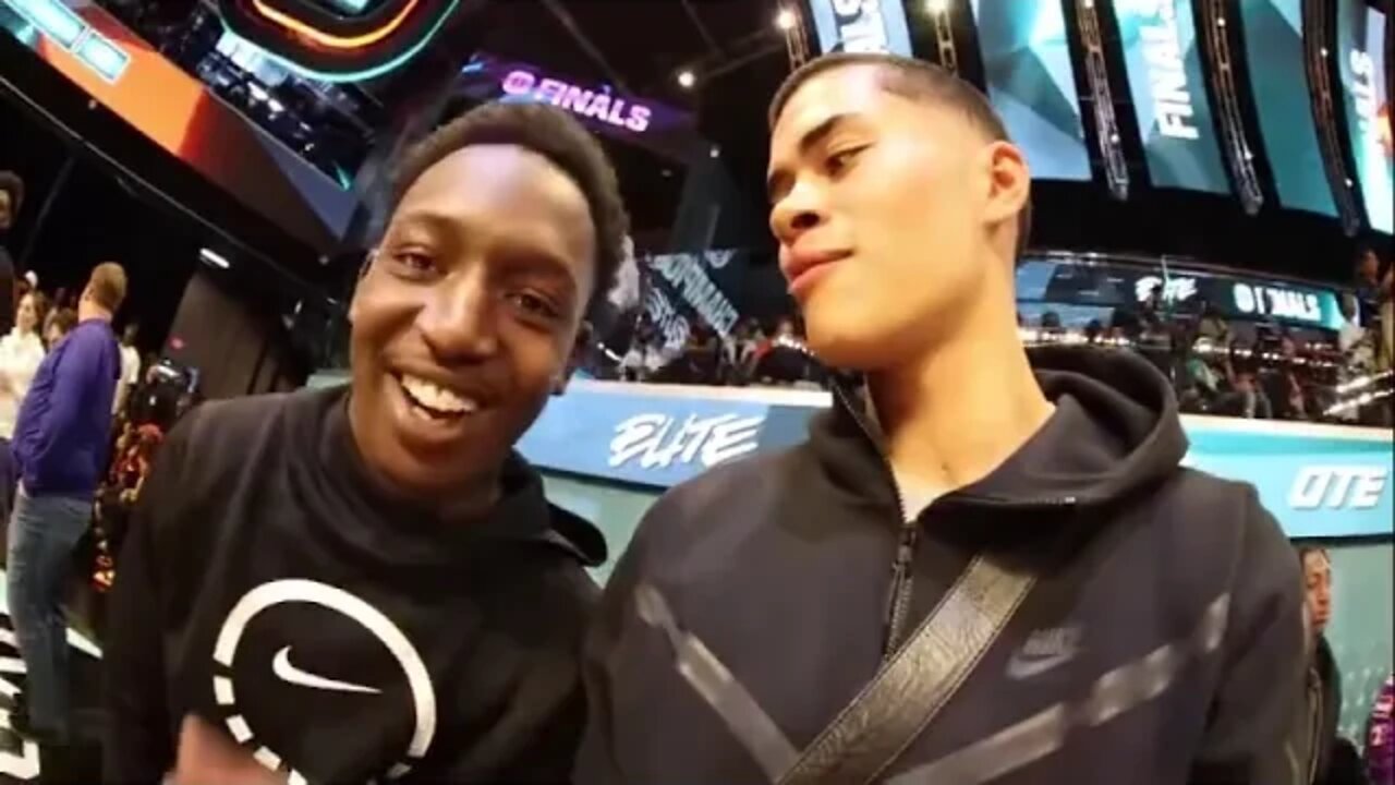 “Make sure To Use AMP In The Title” | SNEAKO Vlog