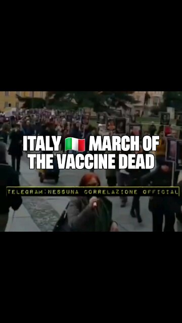 Italy 🇮🇹 MARCH OF THE VACCINE DEAD