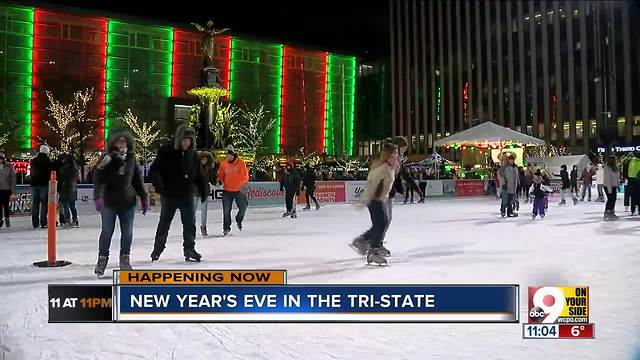 Despite the cold, NYE party continues at Fountain Square