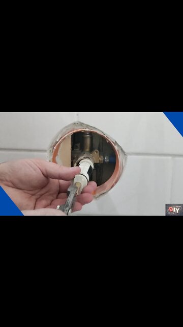 😱Replace a Moen shower cartridge the right way😲 #short #youtubeshorts