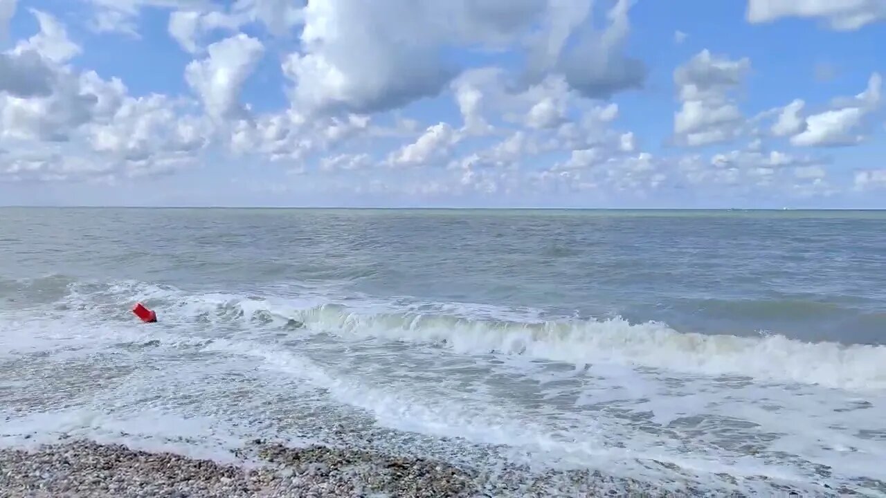 Petit message 🤗🏖️ (Mettre le son à fond)