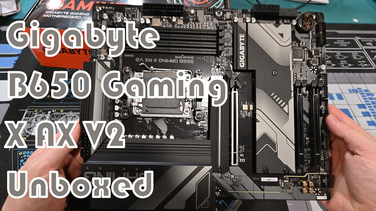 Unboxing Gigabyte B650 Gaming X AX V2