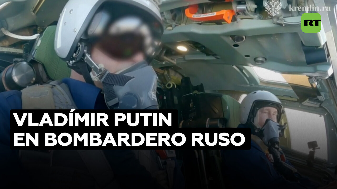 Así fue el vuelo de Putin en el modernizado bombardero supersónico ruso