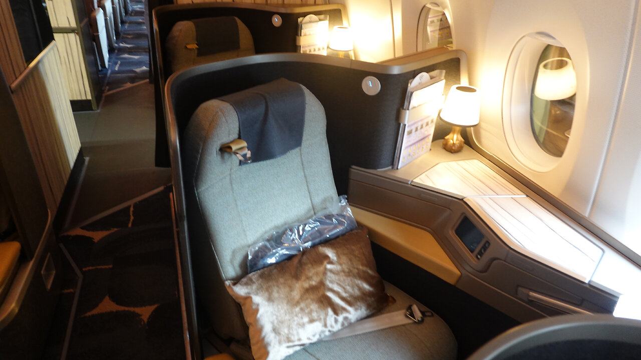 China Airlines A350-1000 BUSINESS CLASS