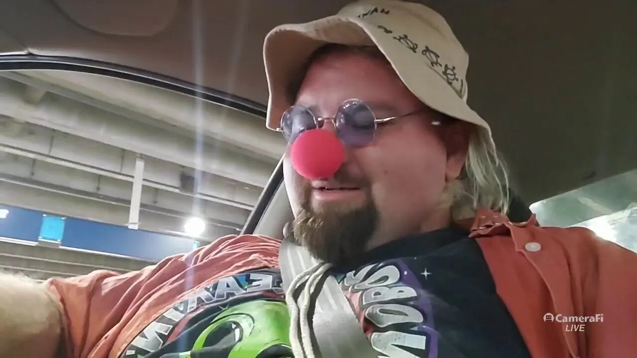 Live with Fatman InParadise at traffic for change