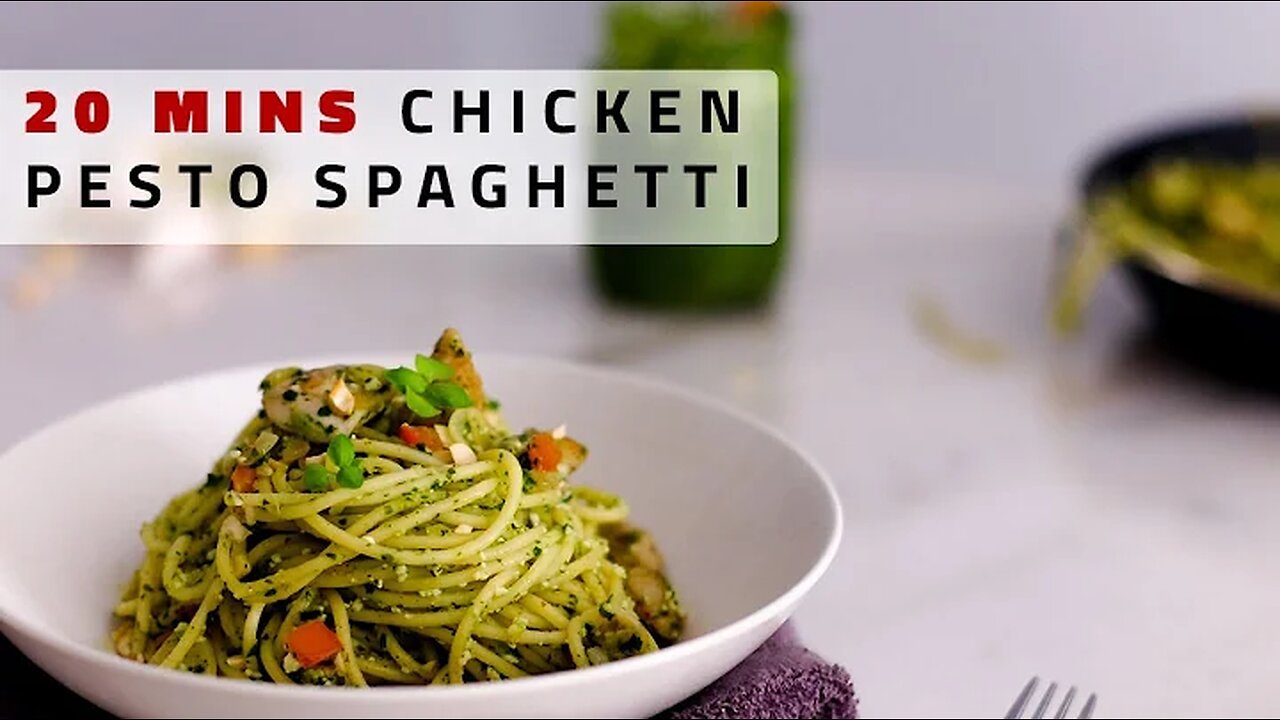 PASTA WITH PESTO SAUCES AND CHICKEN [ASMR] - DONE IN UNDER 20 MINS! cc by Cooking Thyme 🍝