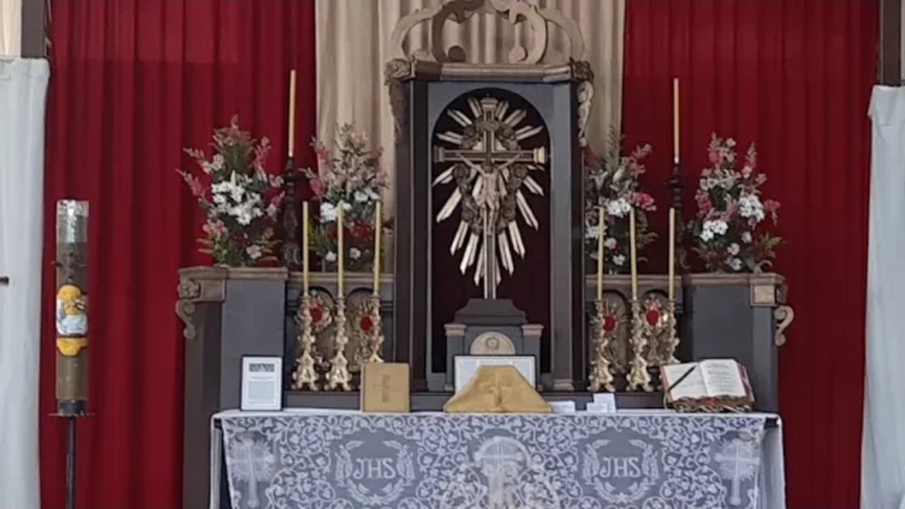 Santa Missa Pascoal - Mosteiro da Santa Cruz