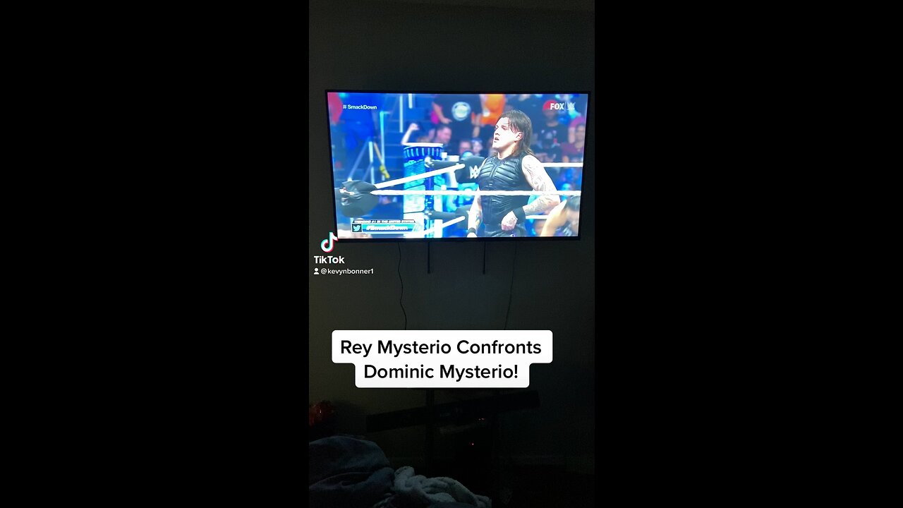 Rey Mysterio Confronts Dominic Mysterio!