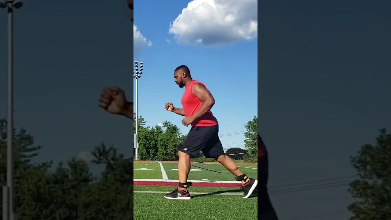 Reverse Lunges with Resistance Band