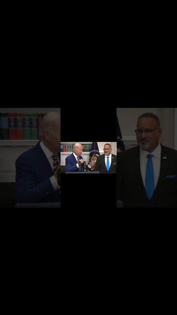 Fox News Reporter Peter Doocy SNEAKS In a Question 😂😂