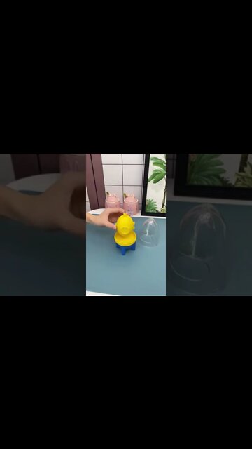 Mixed egg whites and yolk 🥚 👌!