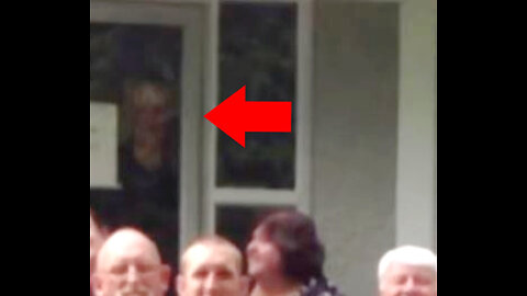 Gran-ma's Spirit Appears in Family Photo