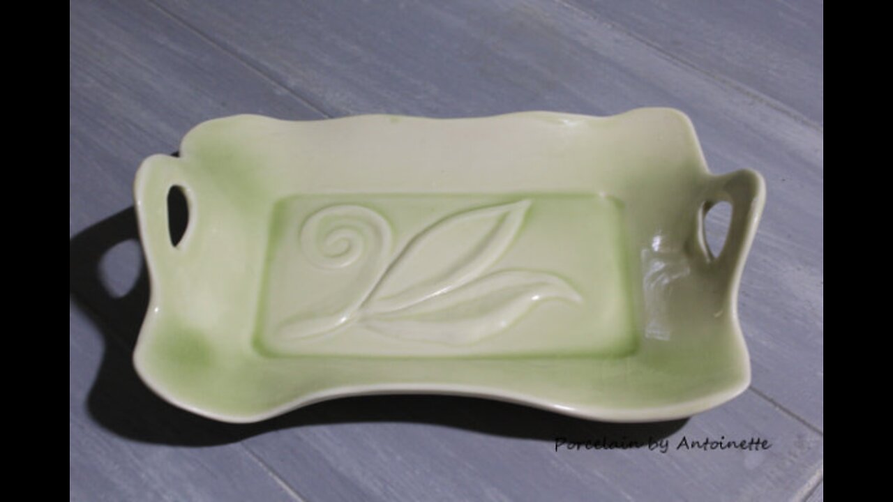 Learn to hand build porcelain dinnerware.