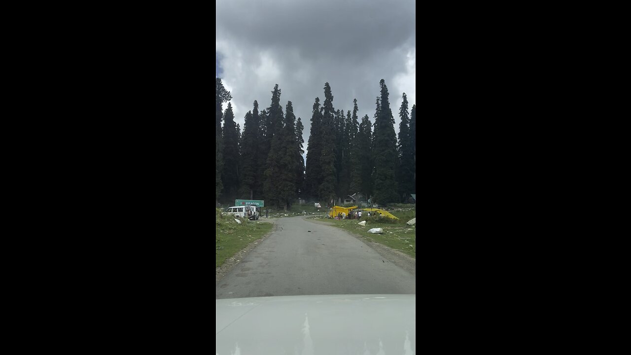 Beautiful valley of Kashmiri Gulmarg