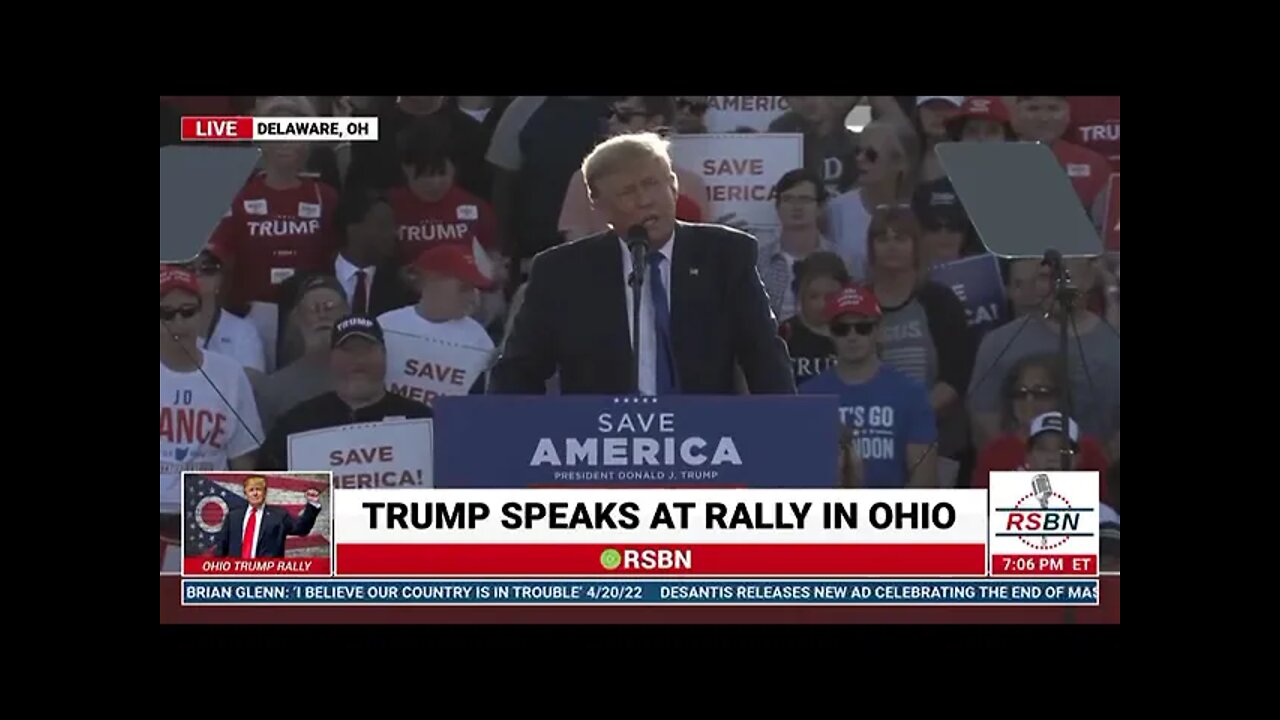 Trump Tells Crowd 'We have a President Who Sadly Has No Idea What Is Happening' at Trumps Ohio Rally