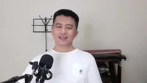 徐州八孩铁链女李莹最新消息，我们又比她好多少？