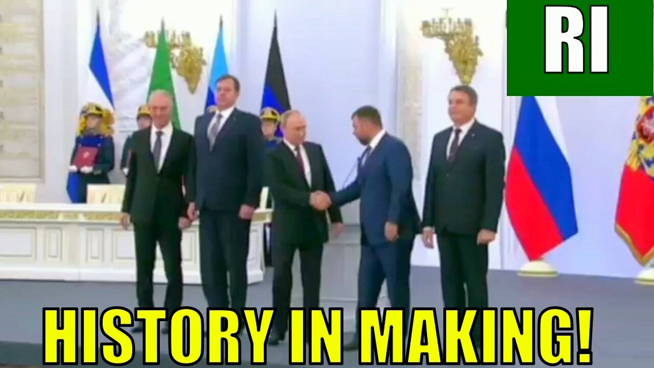 WATCH HISTORICAL FOOTAGE! Donbas and Novorossiya Rejoin Russia!