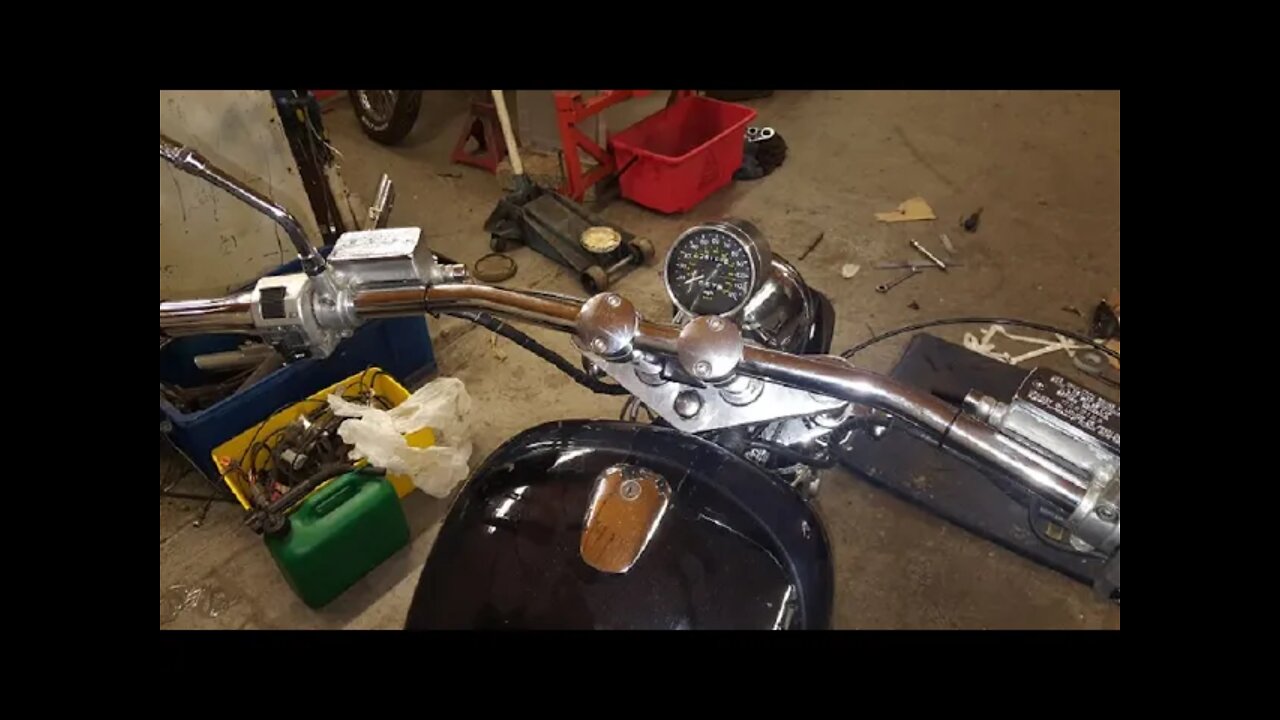 Fitting Ape hanger handlebars to a Suzuki VS1400 Intruder Part 2