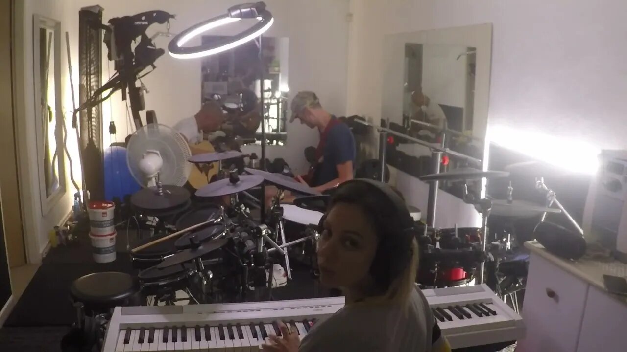 Drums & piano duet turns into solo piano mid-jam - JHE (H.E.) - 6/18ish/22