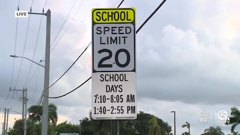 Boynton Beach police fine dozens of school zones speeders on first day of school