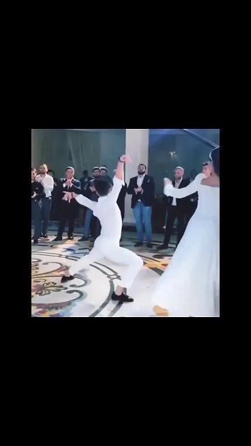 СУПЕР ТАНЕЦ ОТ ДРУГА НА СВАДЬБЕ ЛЕЗГИНКА 2022 #shorts