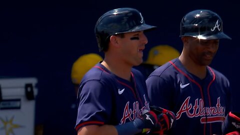 Austin Riley hits an RBI single in the 1st inning