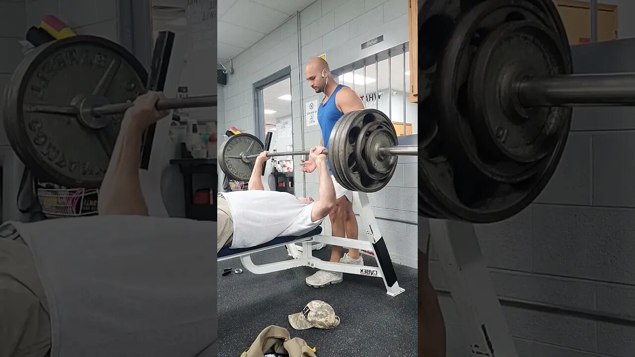 385lbs Raw Bench, better this time, Crazy 🤪 old man