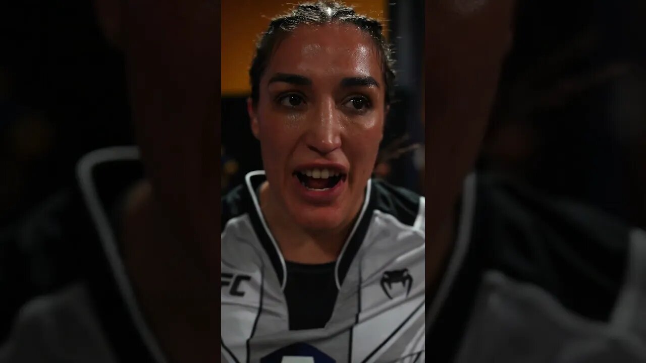 Tatiana Suarez remains UNBEATEN in the Octagon 😤