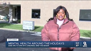 This Thanksgiving could trigger pandemic grief: Here's help
