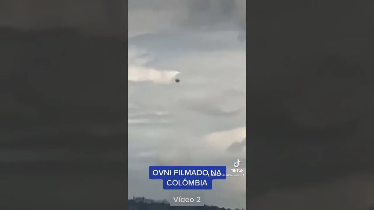 OVNI filmado em Medellin, Colômbia, no dia 27 de junho. vídeo 2