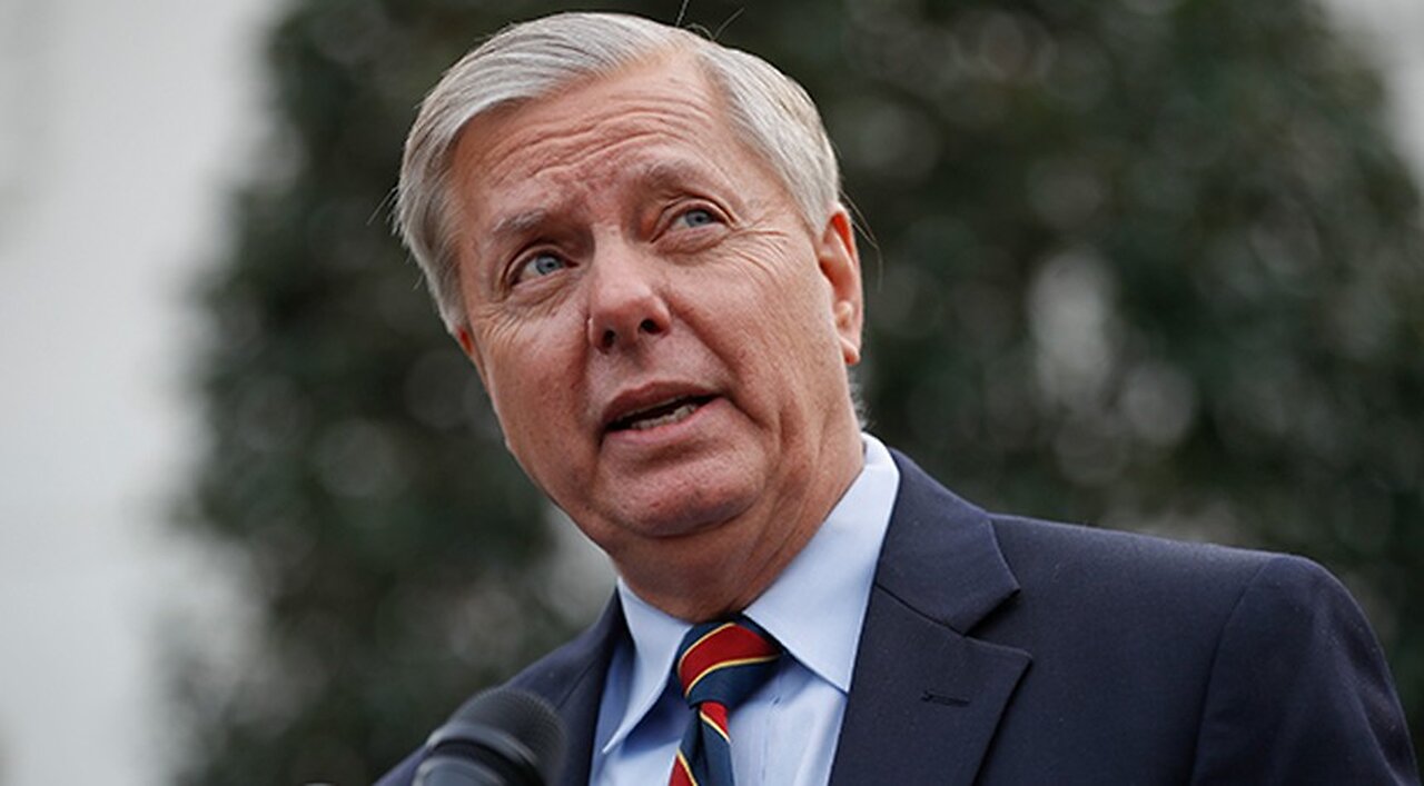 Russia Issues Arrest Warrant for Senator Lindsey Graham, Who Claims It Brings Him 'Joy'