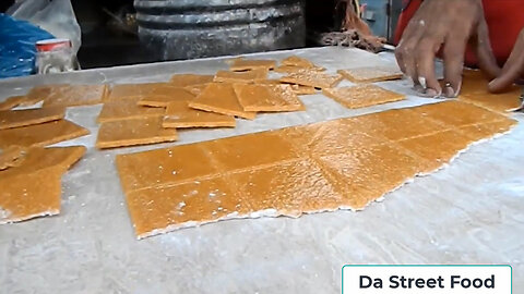 Sweet Peanut Jaggery Bar making at Street food - Gur ki Chakki