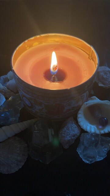 Spirit wants you to love everyone 💕