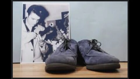 Live!!! Elvis Presley Blue Suede Shoes