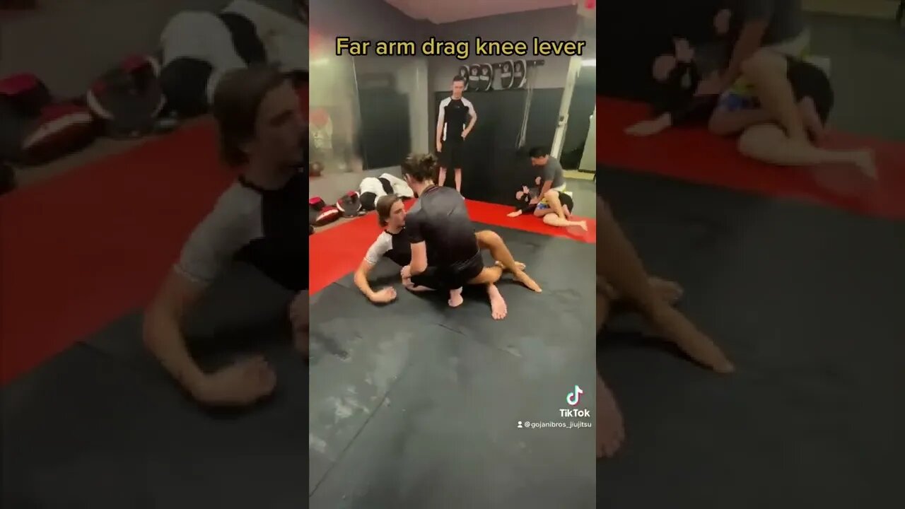 Far arm drag knee lever #bjj #martialarts #mma