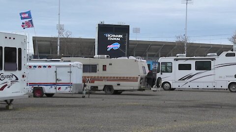 Bills Mafia gets ready for Monday Night Football, saying cold weather won't stop them