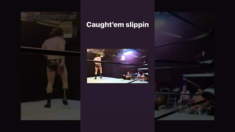 Mid-air boot to face #Short