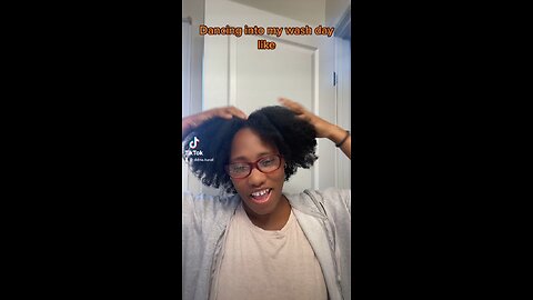 Dancing into my wash day