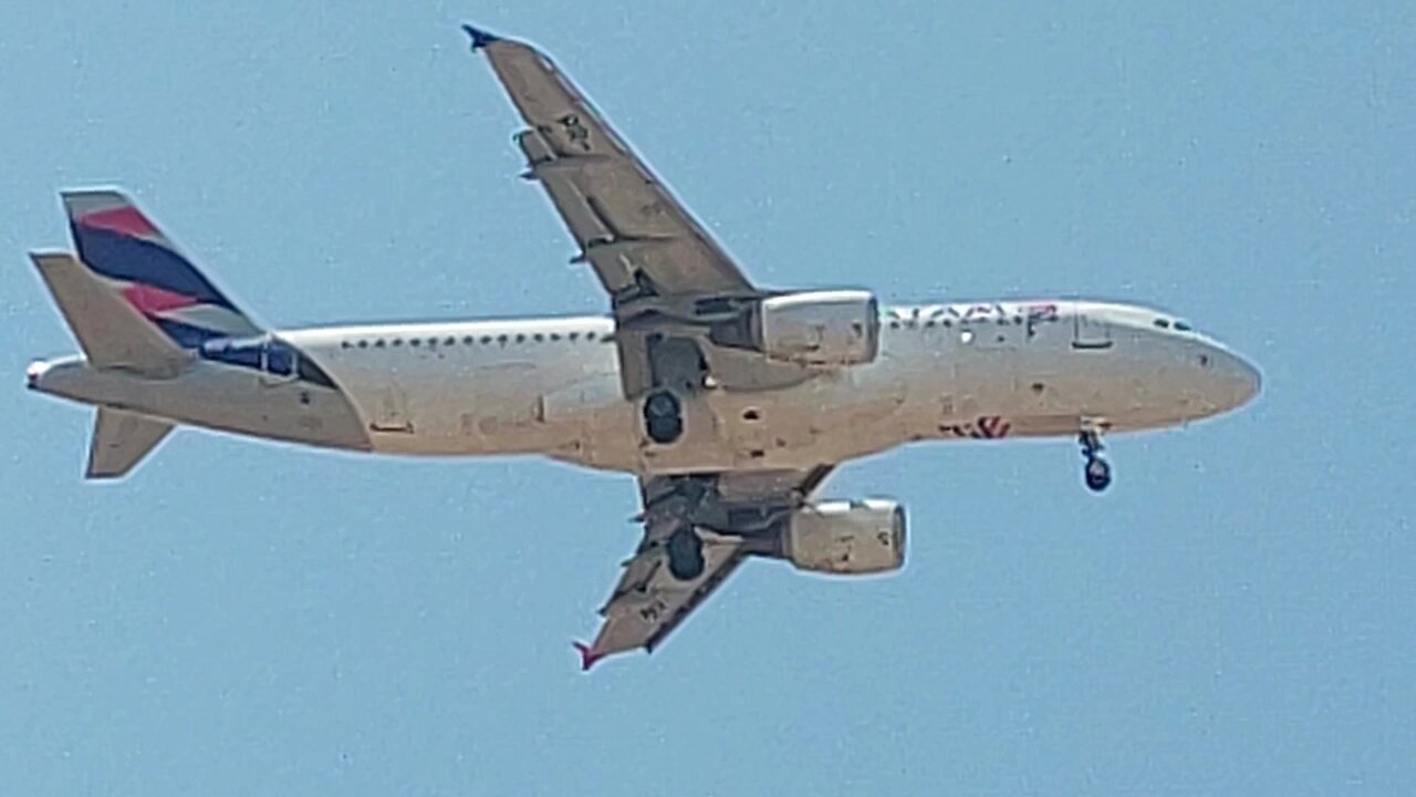 Airbus A320 PR-MHP vindo de Natal para Fortaleza