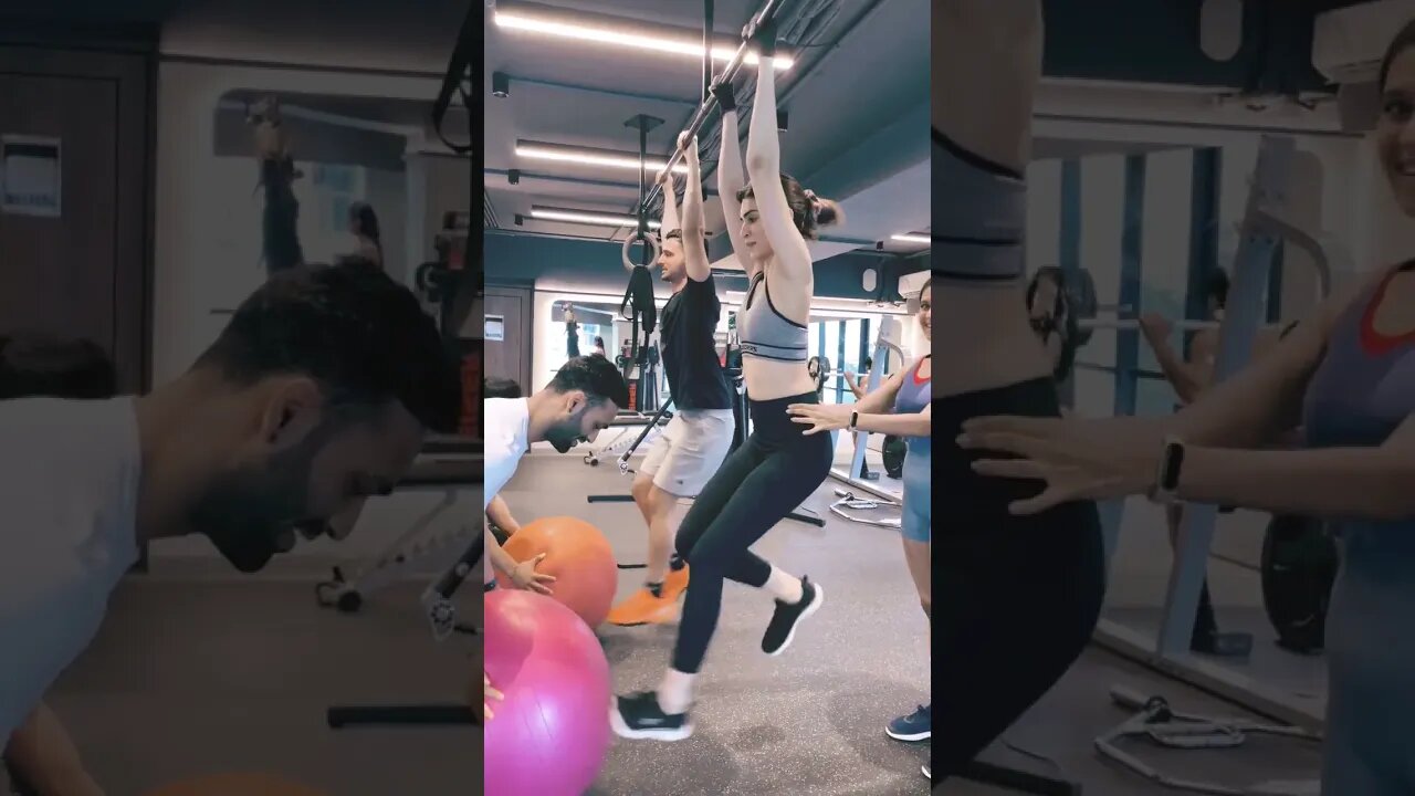 Kriti Sanon Gym and workout viral shorts🏋️🏋️🏋️#entertainment #gym #viral #shorts