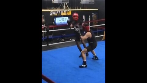 Asian Dude Beats Up Black Boys During Sparring At a World Champion Boxer's Gym!