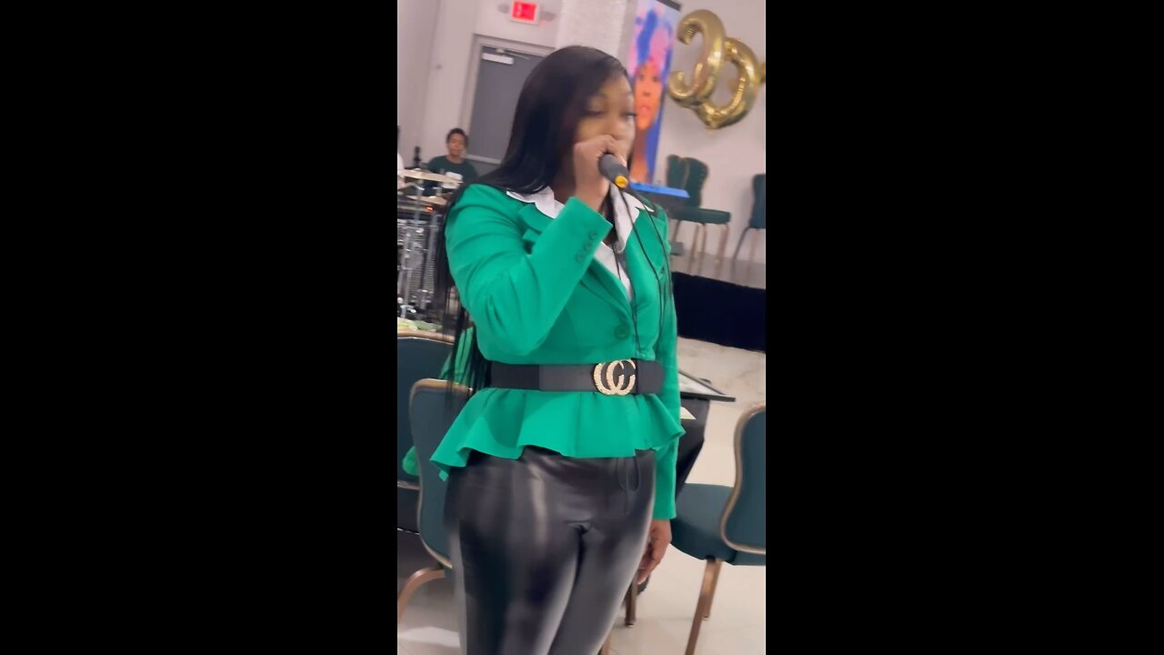 When God puts a word in your belly 🤰🏽📖💚🖤