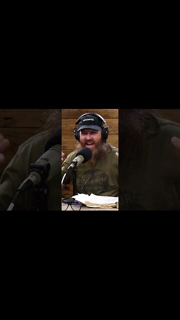 Jase Robertson & Miss Kay Accidentally Distracted the Preacher During His Sermon!