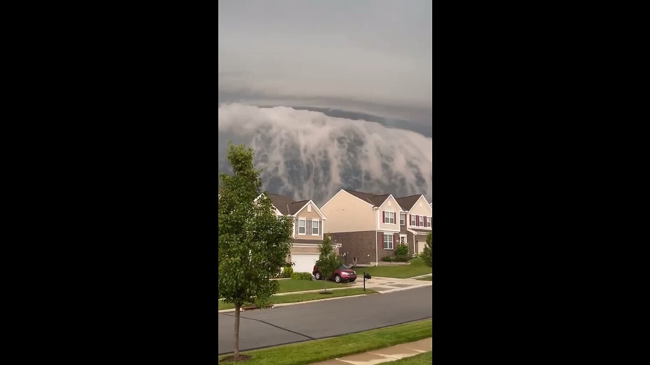 Odd cloud formation