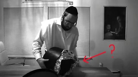 Hasidic ad || shtreimel hats and shtreimel kugels